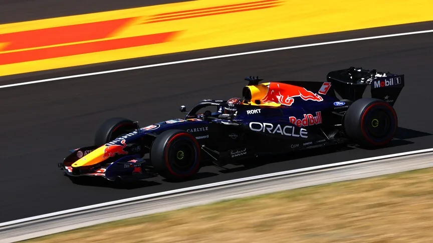 Red Bull, Max Verstappen ile sözleşme yeniledi