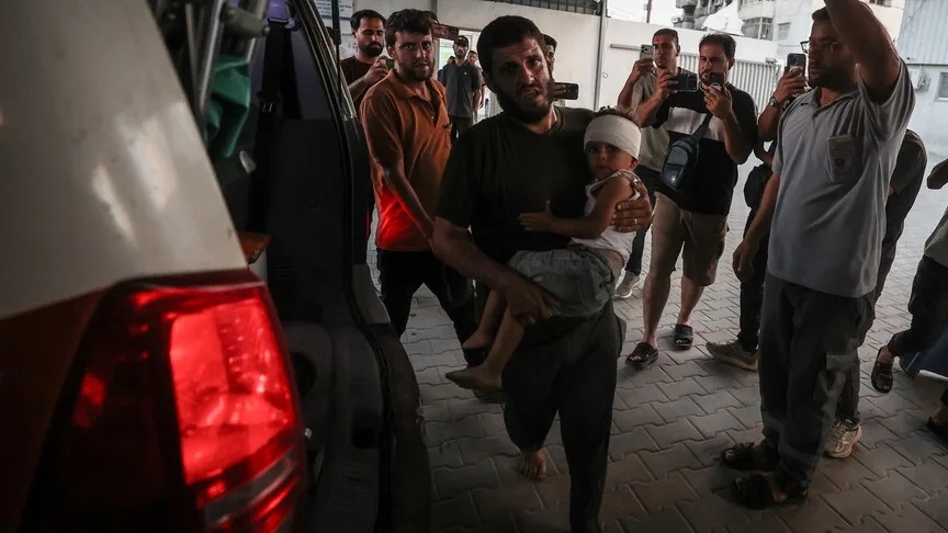 İsrail'in Gazze kentine düzenlediği saldırılarda 2 Filistinli hayatını kaybetti