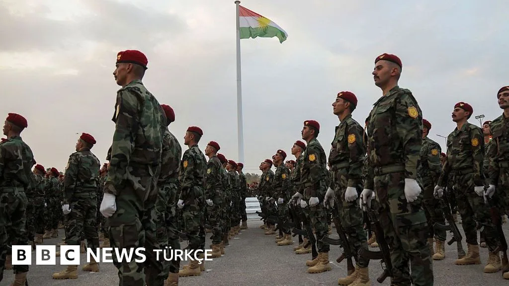 Irak'ta peşmerge güçleri birleşti, Barzani Bağdat'tan silah ve bütçe istedi