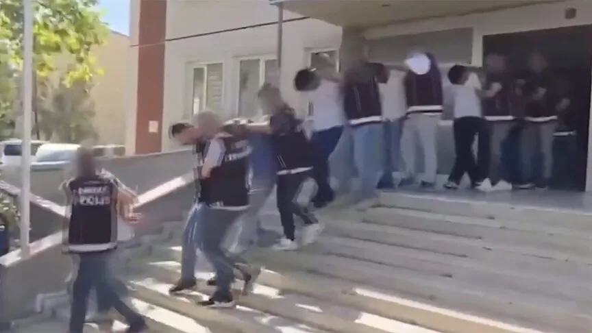 Diyarbakır'da 'Sokaklar Güvende' operasyonunda yakalanan 26 zanlı tutuklandı