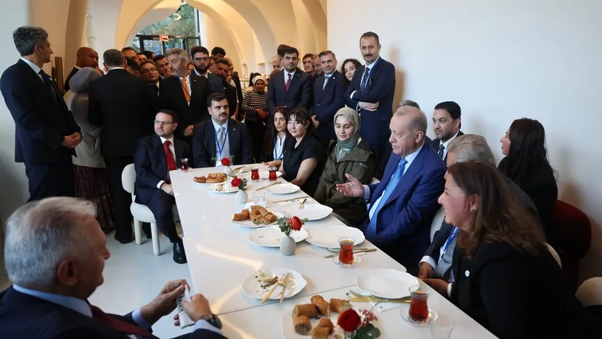 Cumhurbaşkanı Erdoğan New York'ta vatandaşlarla bir araya geldi