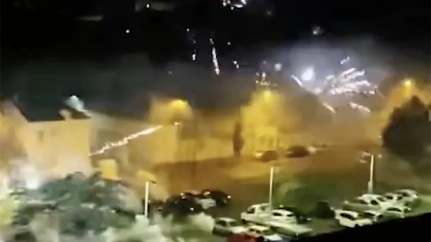 Fransa'da polis aracı ile motosikletin karıştığı kazanın ardından şiddet olayları çıktı