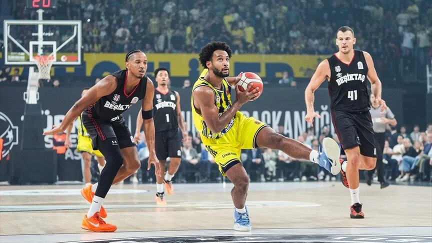 Basketbolda Erkekler Cumhurbaşkanlığı Kupası'nı Fenerbahçe kazandı