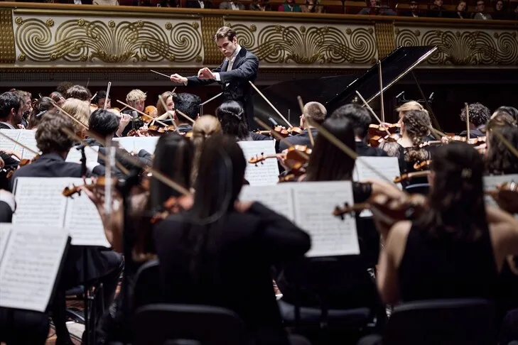 Carmina Burana sahne kantatını 22 yaşındaki Maximilian Cem Haberstock yönetecek