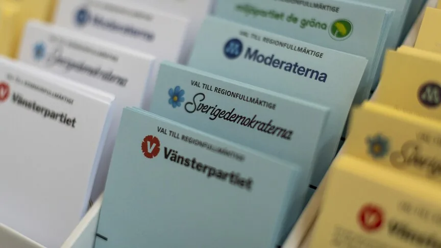 İsveç'te genel seçimin ardından partiler hükümet kurma seçeneklerini değerlendiriyor