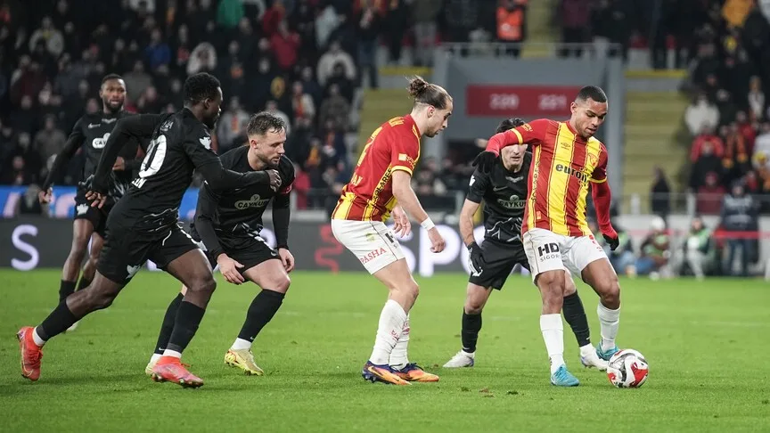 Göztepe, Trendyol Süper Lig'de yarın Çaykur Rizespor'u ağırlayacak