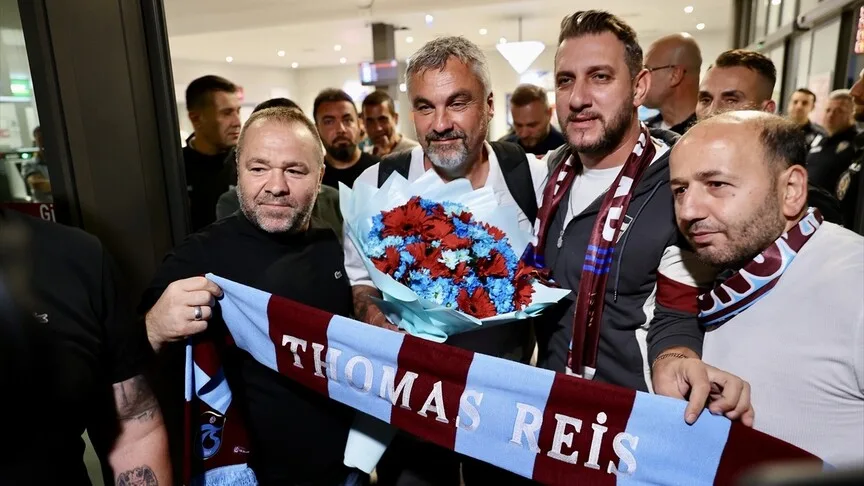 Trabzonspor'un prensipte anlaştığı teknik direktör Thomas Reis Trabzon'a geldi