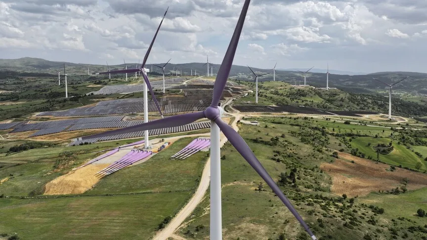 Türk Ekonomileri 2025 Raporu yeşil ekonomiye geçiş temasıyla yayımlandı