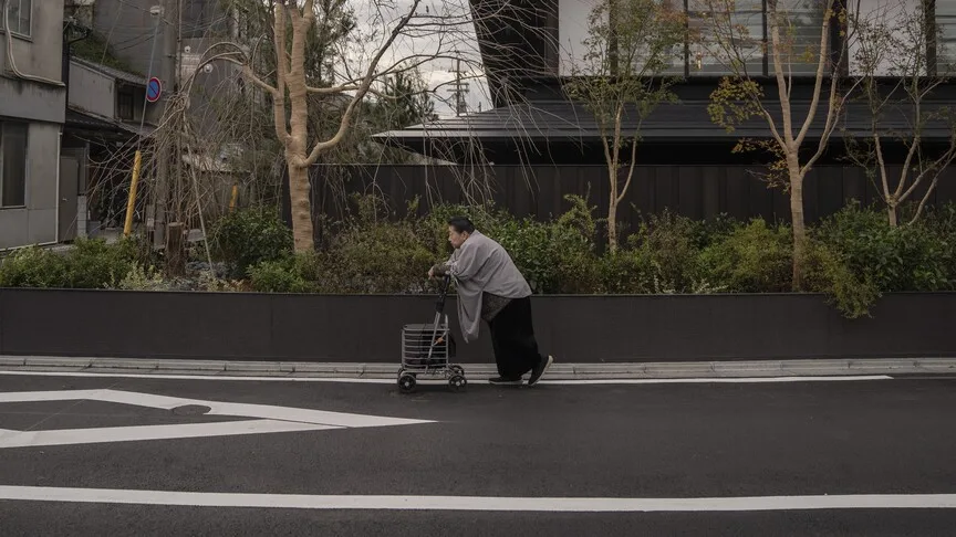 Japonya'da nüfusun yüzde 29,6'sını 65 yaş ve üstü oluşturuyor