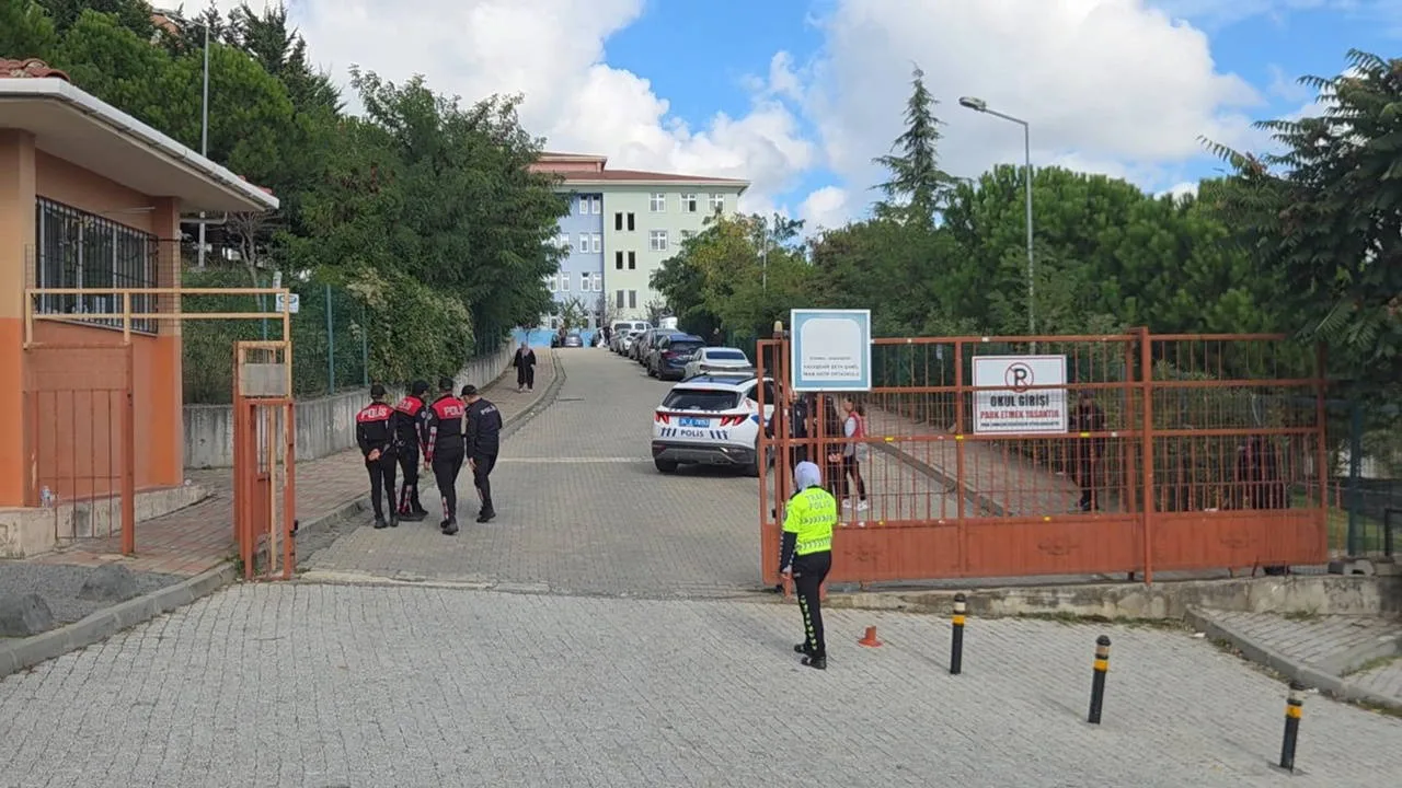 1 öğrenci öldü, 7'si yaralandı: Başakşehir saldırgan ile annesi ve babası tutuklandı!