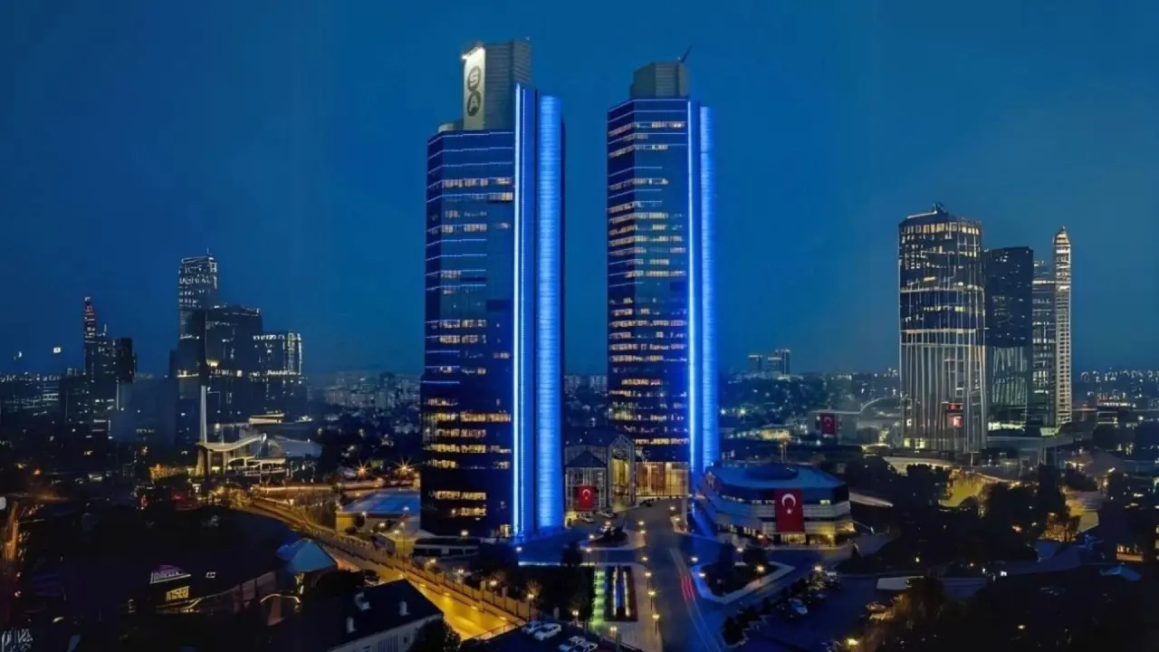 Sabancı'dan pay geri alım hamlesi