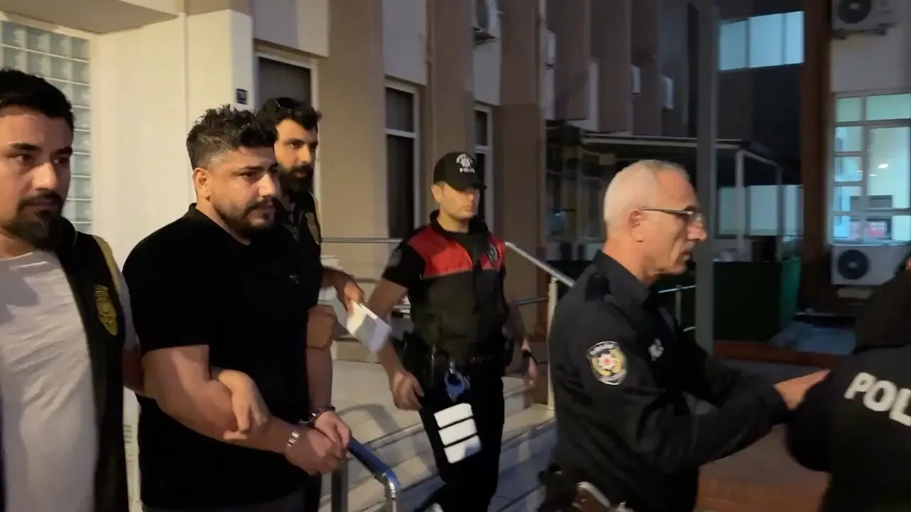 Cinayetten aranıyordu: 8 ay sonra taziye ziyaretinde yakalandı