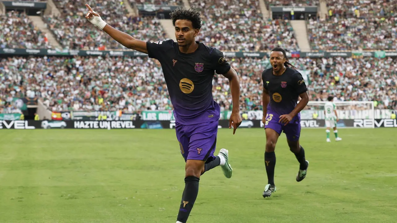 La Liga rekoru kırdı: Barcelona, Real Betis'i rahat geçti