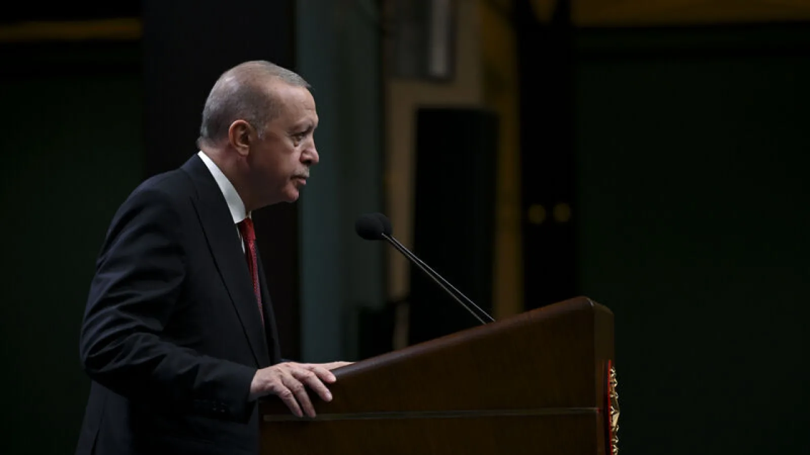 Kabine toplanıyor
