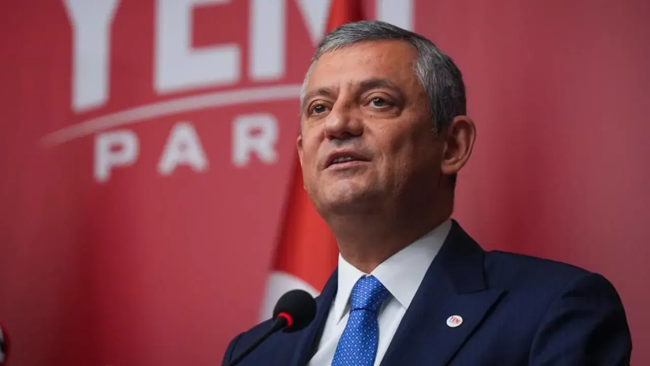 Özgür Özel’den Halk TV’ye destek ziyareti