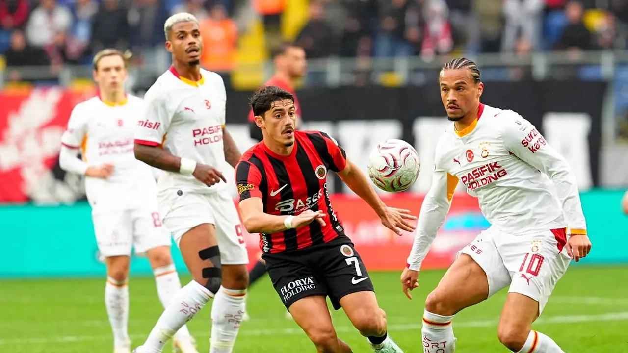 3 puanı son dakikalarda kaptı: Deniz Gül'den Galatasaray'a hayat öpücüğü
