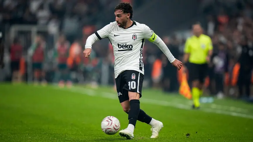 Beşiktaş'ta Orkun Kökçü'nün sağ ayak tabanında kısmi yırtık tespit edildi