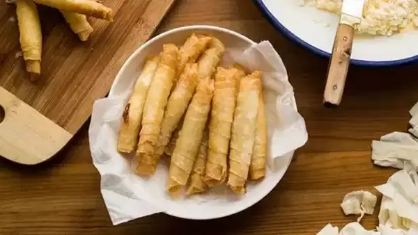Dışı çıtır, içi yumuşacık lezzet: Kalem börek tarifi