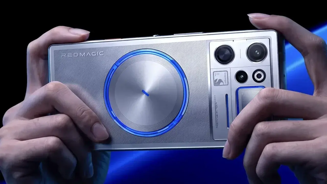 RedMagic 12 Pro+ Tanıtıldı: 185Hz Ekran ve RGB Sıvı Soğutma ile Geliyor