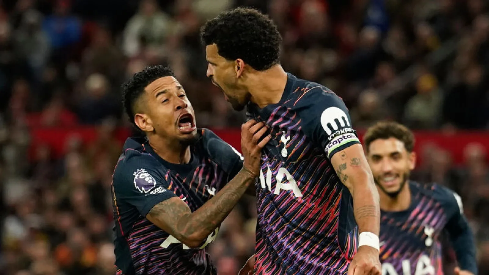 Tottenham galibiyetle tanıştı!