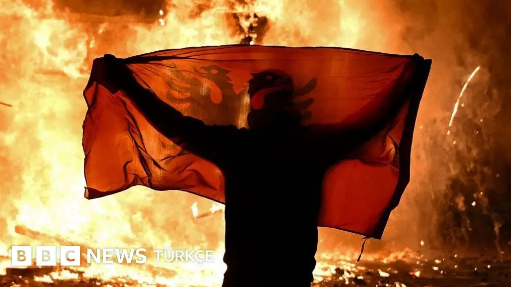 Arnavutluk'taki protestolarla ilgili neler biliniyor?