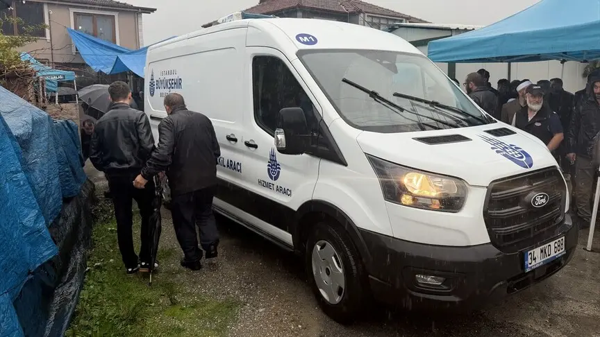 İstanbul'da elektrik akımına kapılarak ölen çocuğun cenazesi Düzce'de defnedildi