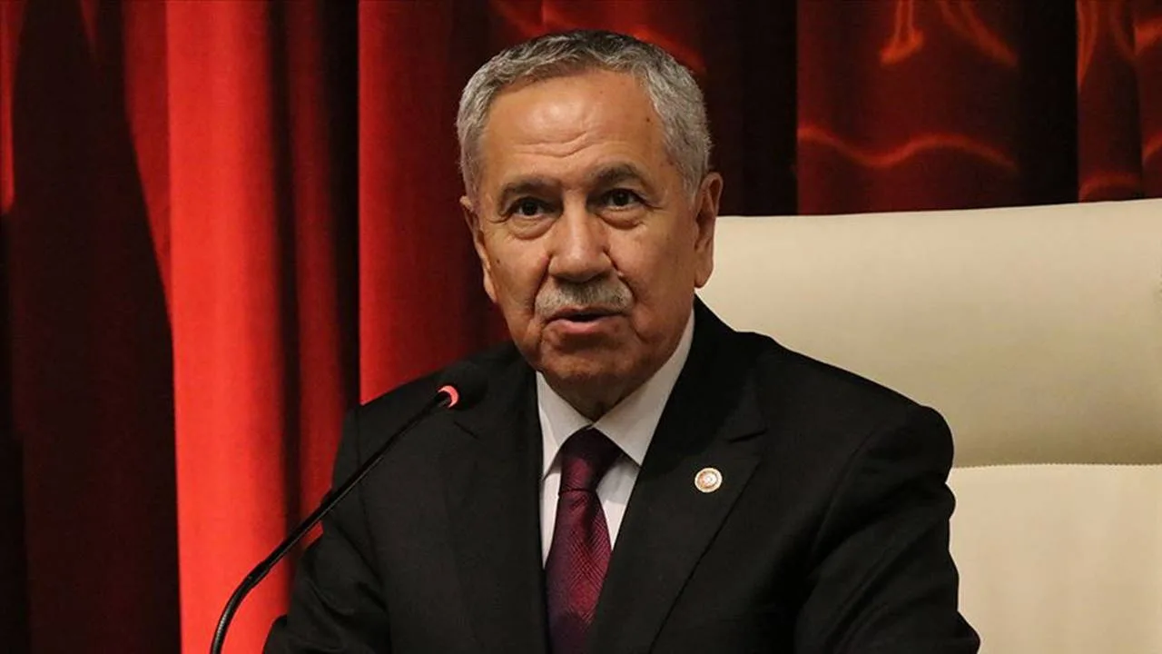 Bülent Arınç'tan tutuklu belediye başkanlarına dair dikkat çeken mesaj: ‘Gayretullaha dokunmasın’